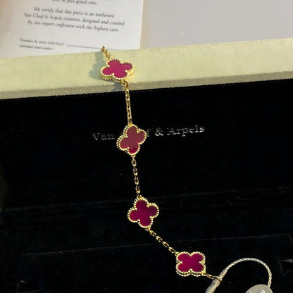 [Amore]NEW CLOVER 5 MOTIFS PINK ENAMEL BRACELET