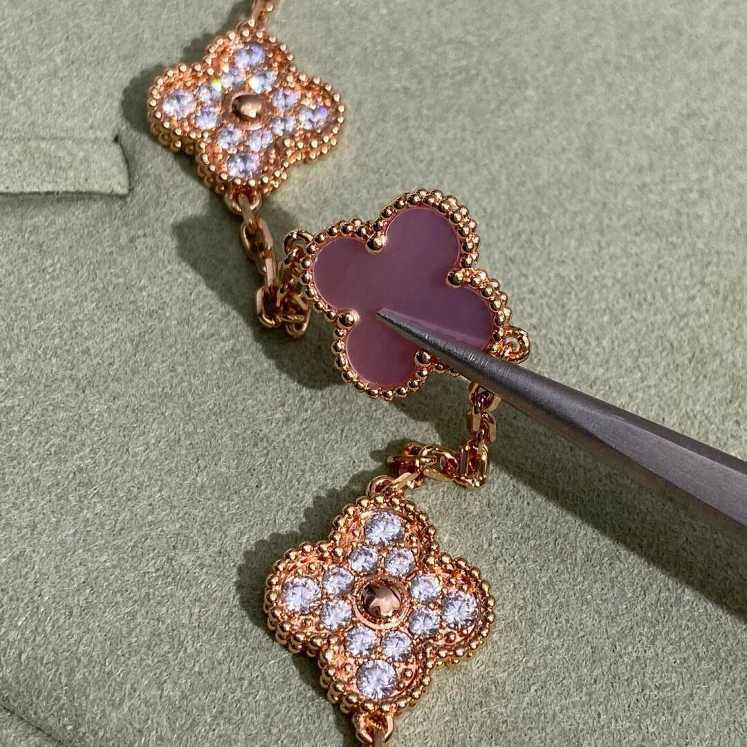 [Amore]CLOVER 10 MOTIFS DIAMOND PINK MOP NECKLACE