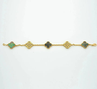 [Amore] CLOVER 5 MOTIF GRAY MOP BRACELET COLLECTION