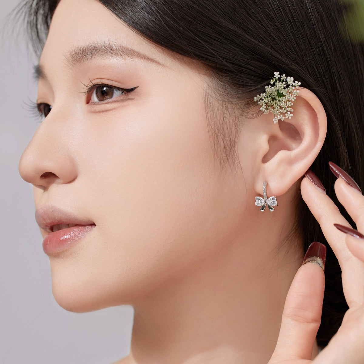 [Amore]Exquisite Earrings With Heart-Shaped Bow Design