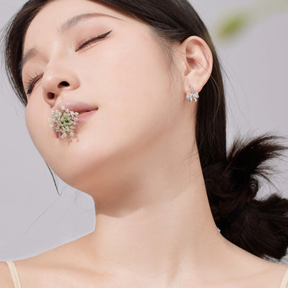 [Amore]Exquisite Earrings With Heart-Shaped Bow Design