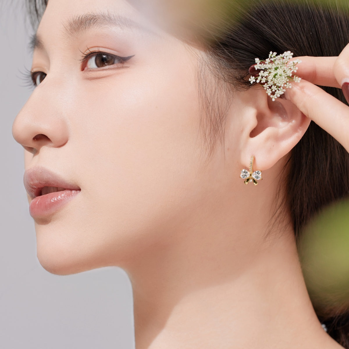 [Amore]Exquisite Earrings With Heart-Shaped Bow Design