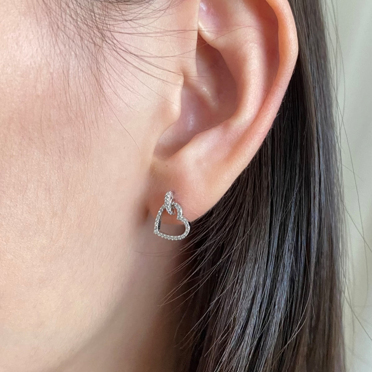 [Amore]Dainty Heart Shape Earrings