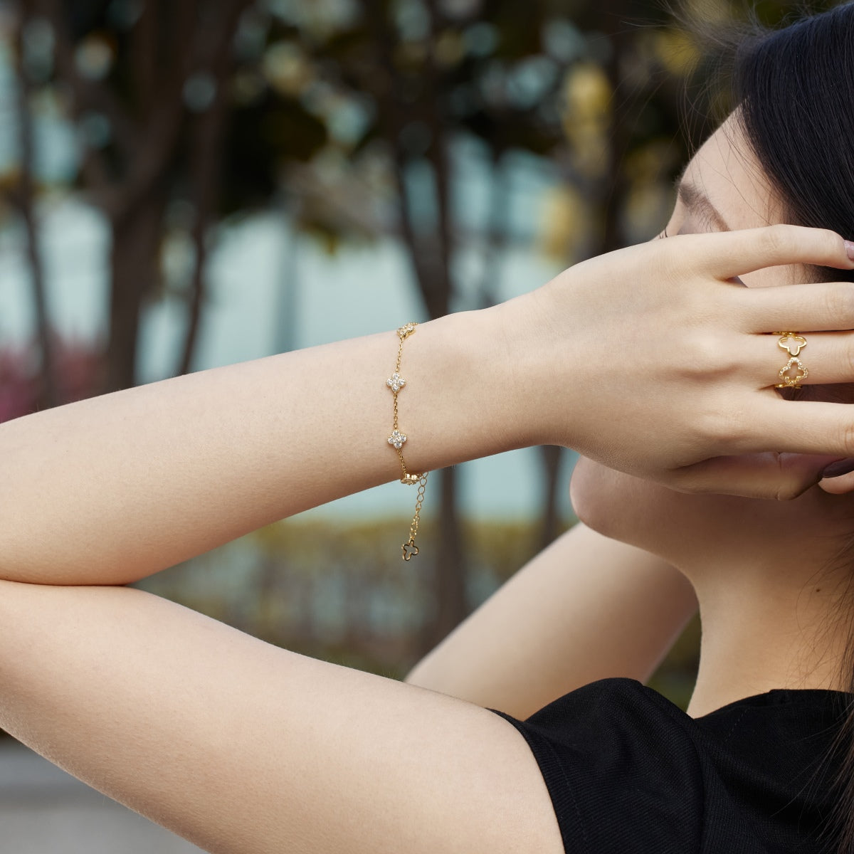 [Amore]Four-Leaf Clover Hollow Butterfly Bracelet
