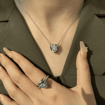 [Amore]6.0 carat Radiant Heart Shape Necklace
