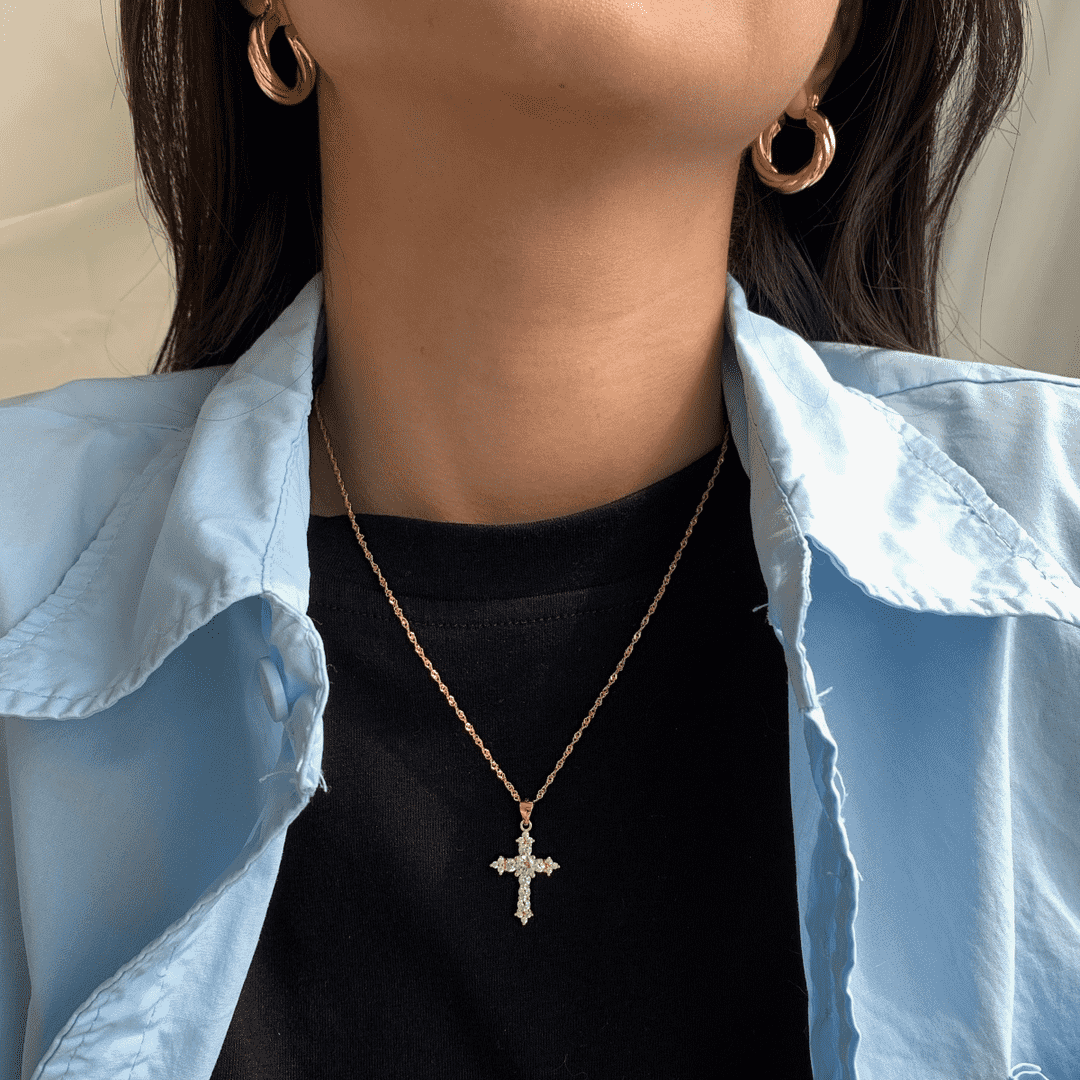 [Amore]Delicate Cross Shape Necklace