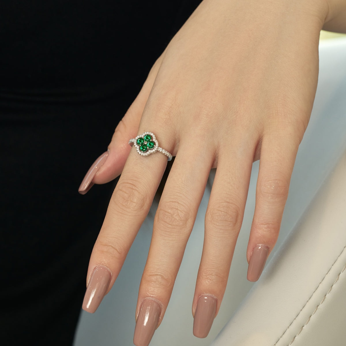 [Amore]Four Leaf Clover Flower Design Ring