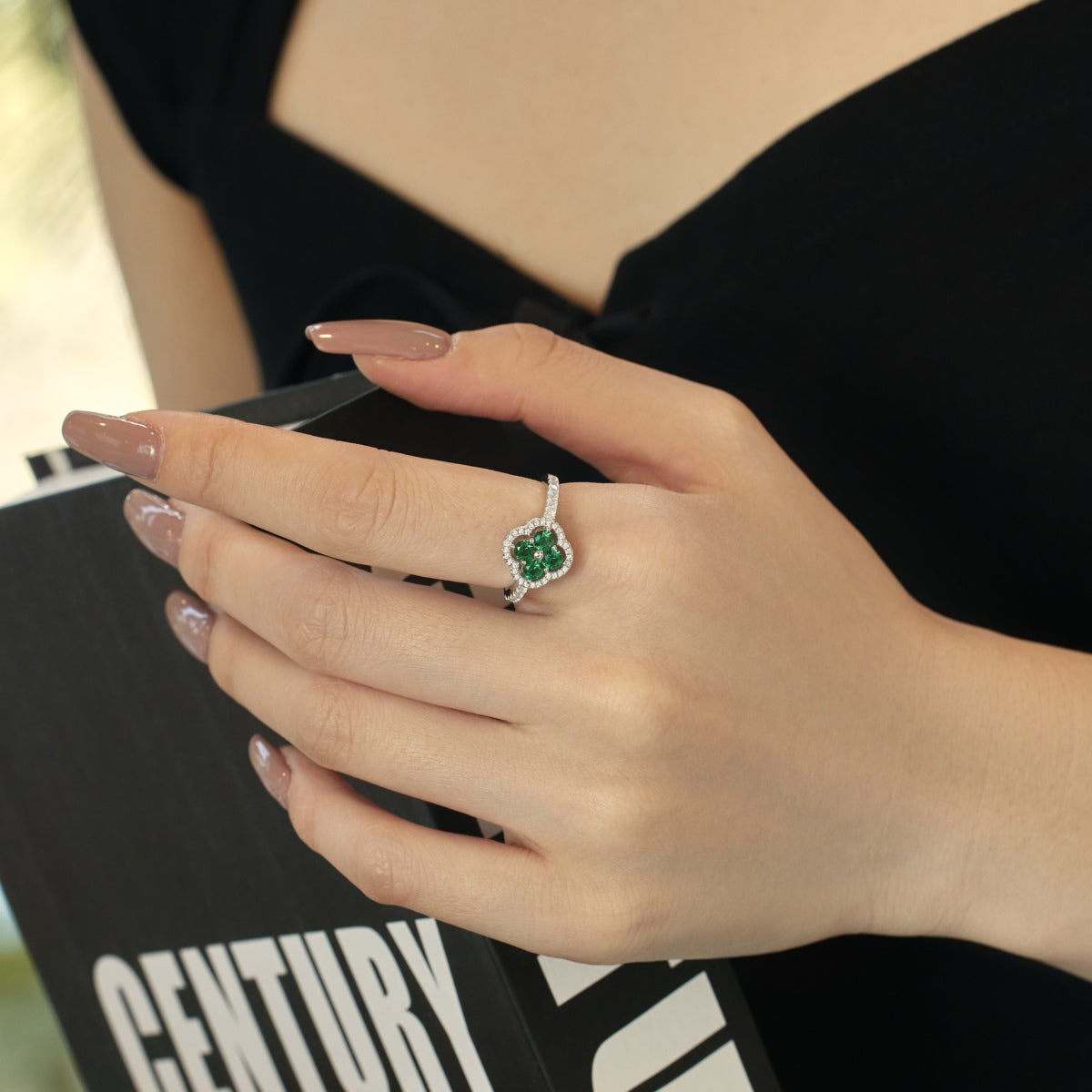 [Amore]Four Leaf Clover Flower Design Ring