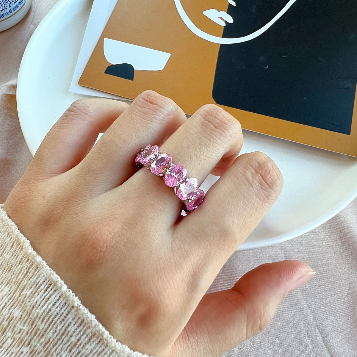 [Amore]Dainty Elongated Cushion Cut Tennis Ring