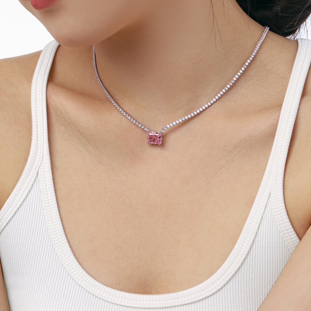 [Amore]4.0 Carat Elegant Radiant Cut Necklace