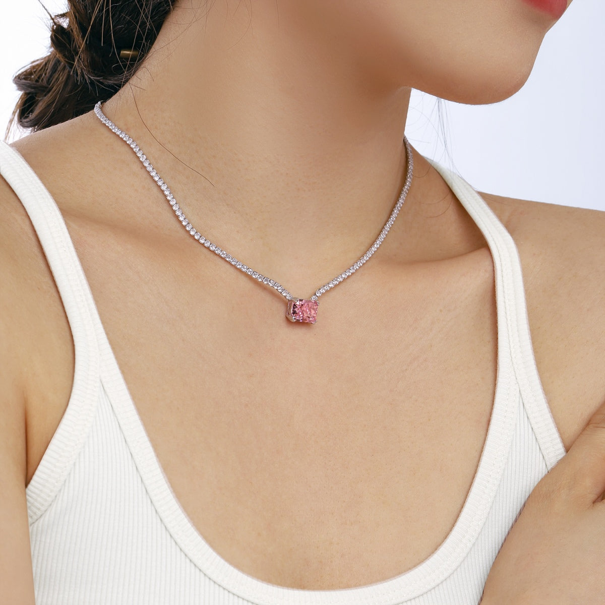 [Amore]4.0 Carat Elegant Radiant Cut Necklace