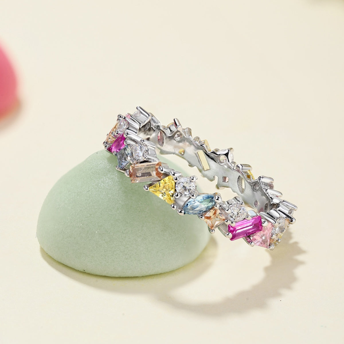 [Amore]Dazzling Polychromatic Multi cut Daily Ring