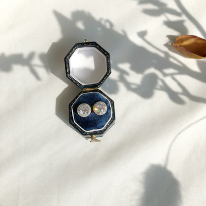 [Amore]Classic Princess Round Shape Earrings