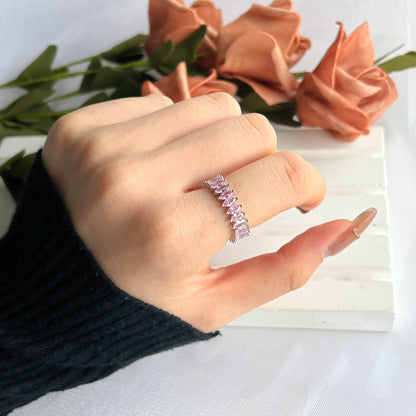 [Amore]Gorgeous Marquise Cut Tennis Ring