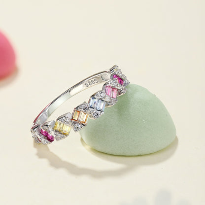 [Amore]Delicate Vibrant Emerald Cut Daily Ring