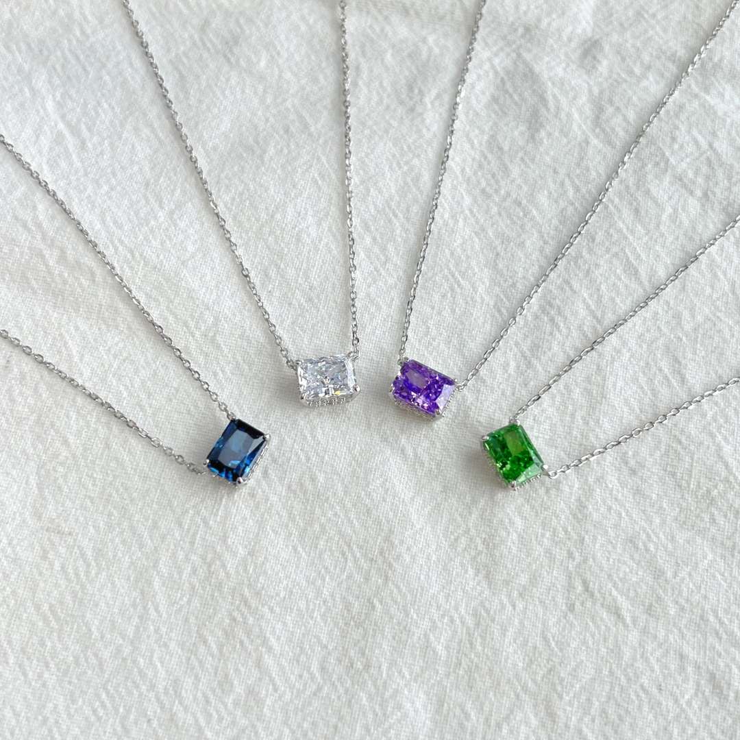 [Amore]Luxurious Square Shape Colorful Necalack