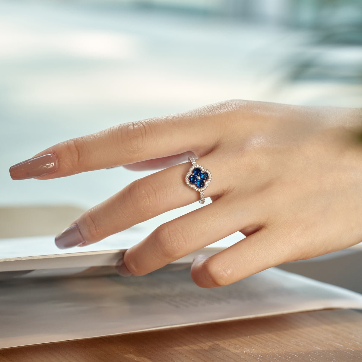 [Amore]Four Leaf Clover Flower Design Ring