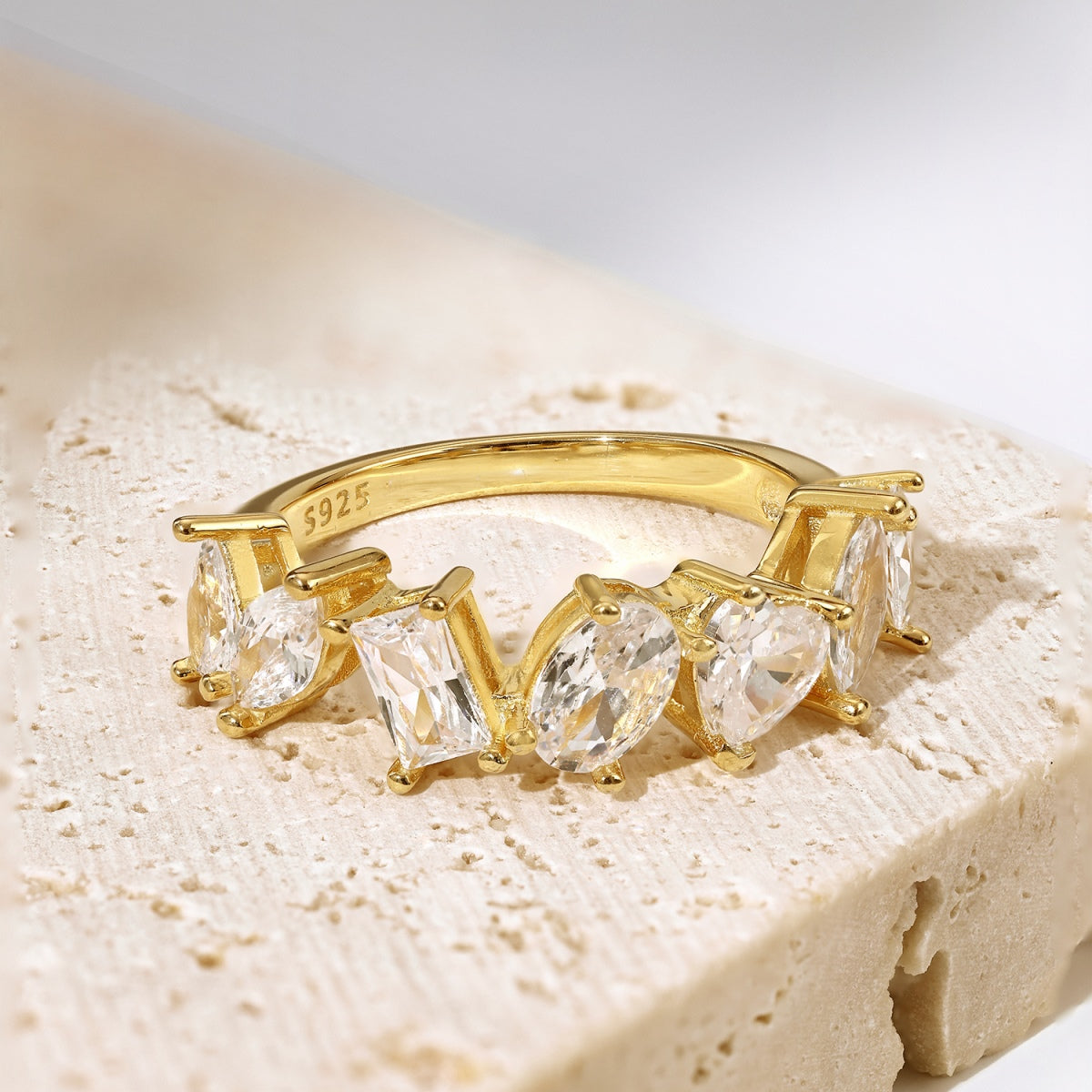 [Amore]Delicate Multi Cut Ring