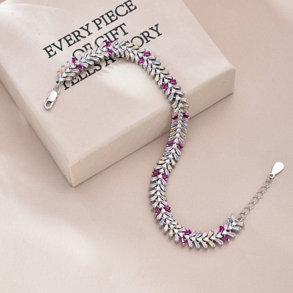 [Amore]Dainty Radiant Emerald Cut Daily Bracelet