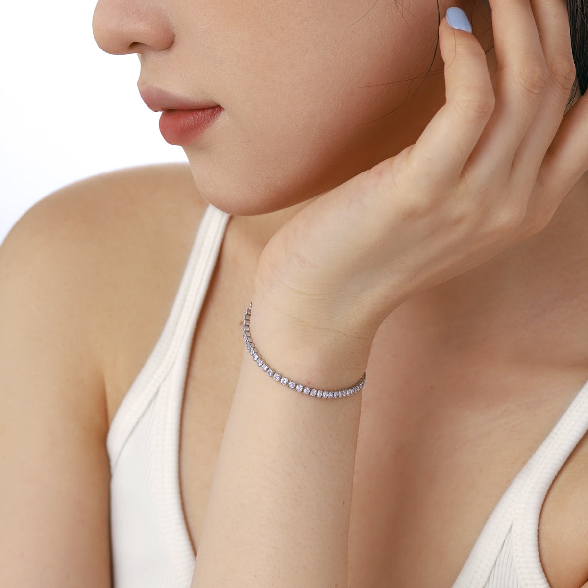 [Amore]Dazzling Sparkling Round Cut Daily Bracelet
