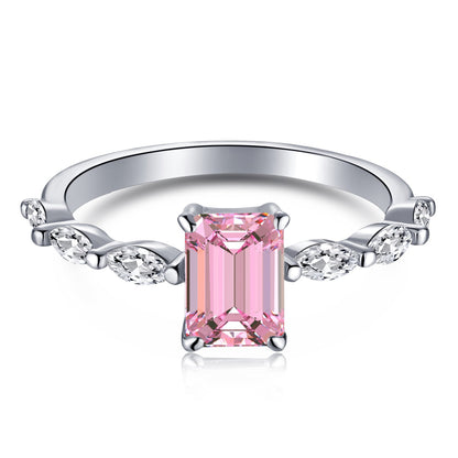 [Amore]1.0 Carat Dainty Resplendent Radiant Cut Daily Ring