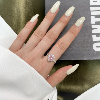 [Amore]1.0 Carat Luxurious Resplendent Water Drop Shape Wedding Ring