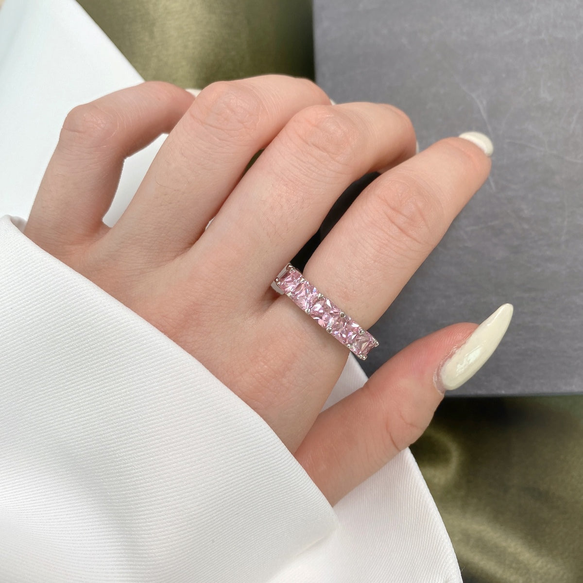 [Amore]Elegant Princess Cut Tennis Ring