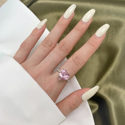 [Amore]6.0 Carat Luxurious Sparkling Romantic Heart Cut Lover Ring