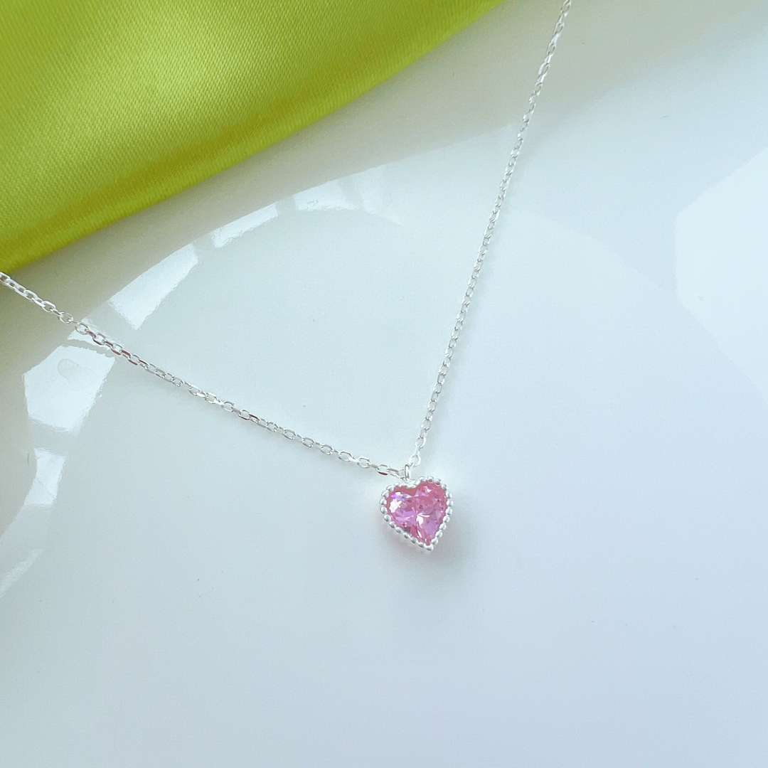 [Amore]Ornate Heart Shape Necklace