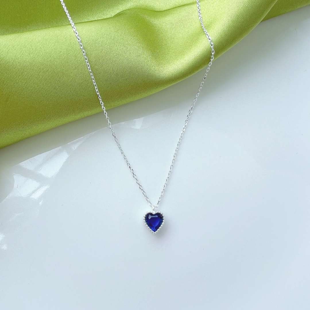 [Amore]Ornate Heart Shape Necklace