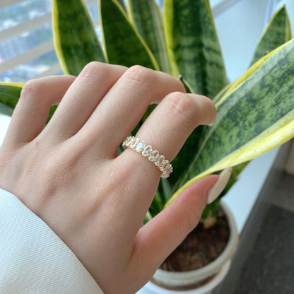 [Amore]Ornate Oval Cut Tennis Ring