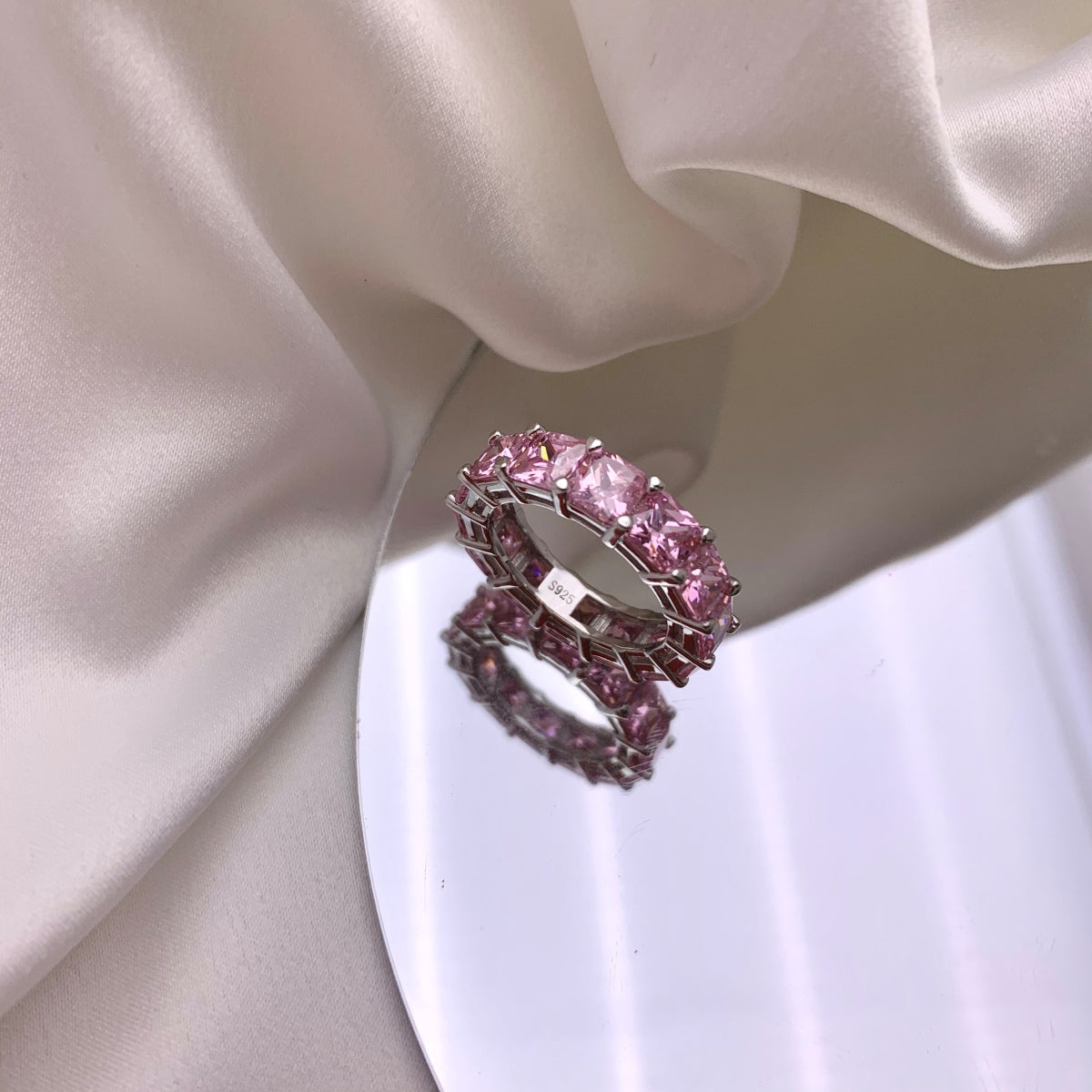 [Amore]Elegant Princess Cut Tennis Ring