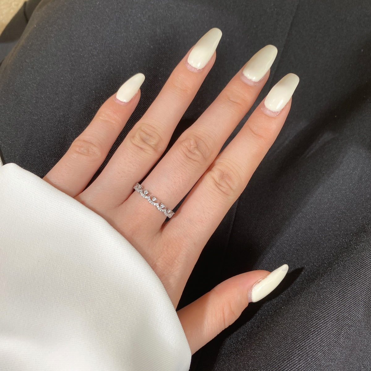 [Amore]Elegant Resplendent Round Shape Party Ring