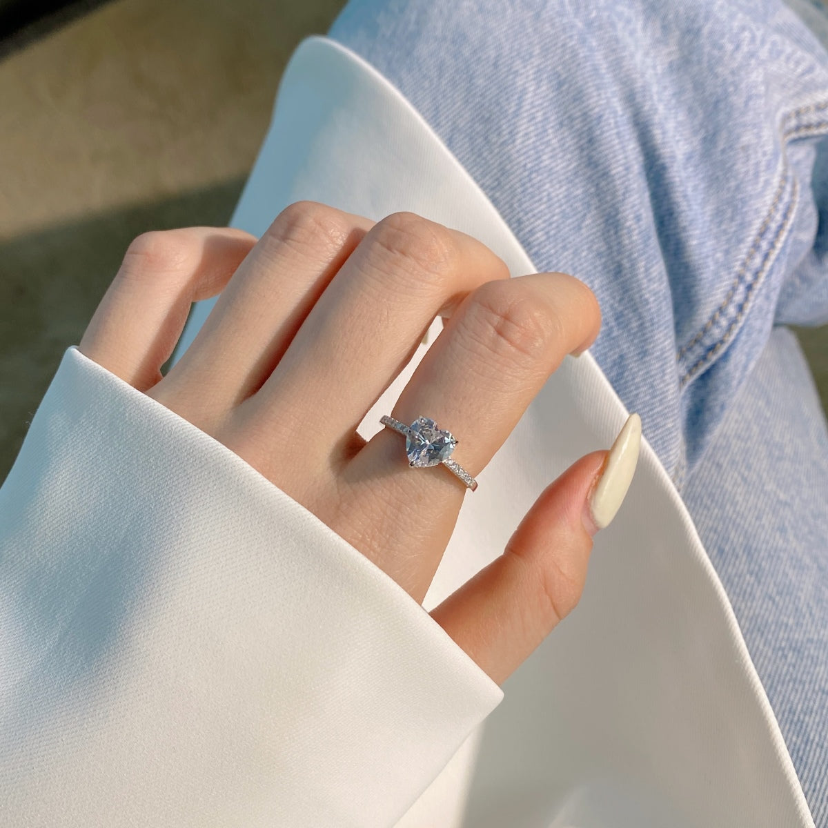 [Amore]2.0 Carat Dazzling Lustrous Heart Cut Lover Ring