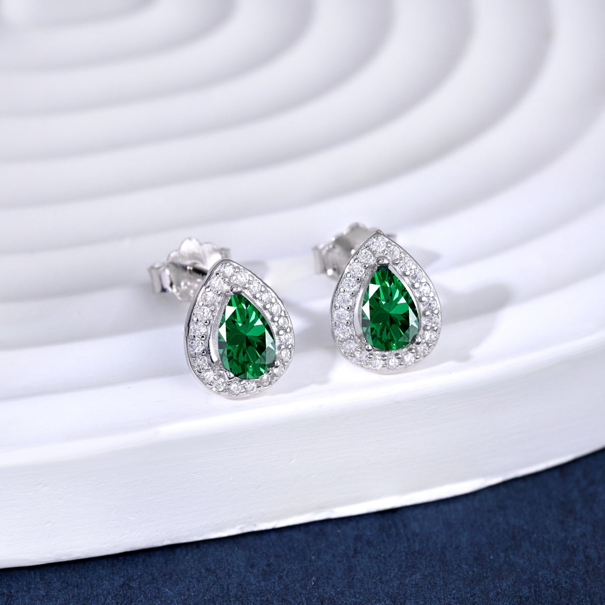 [Amore]Luxurious Water Drop Shape Earrings