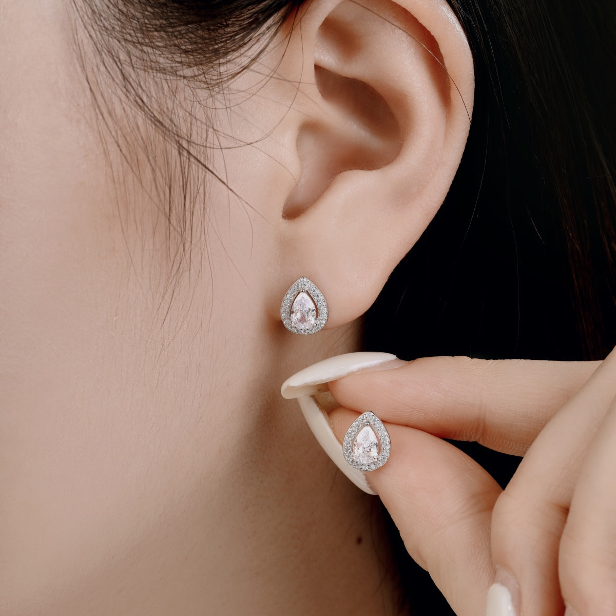 [Amore]Luxurious Water Drop Shape Earrings