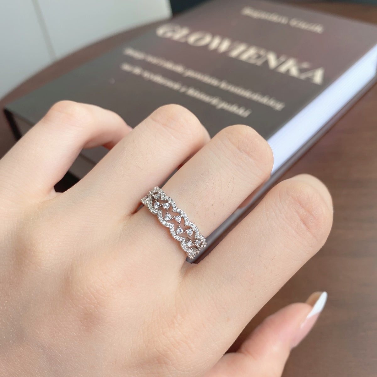 [Amore]Elegant Resplendent Round Shape Party Ring
