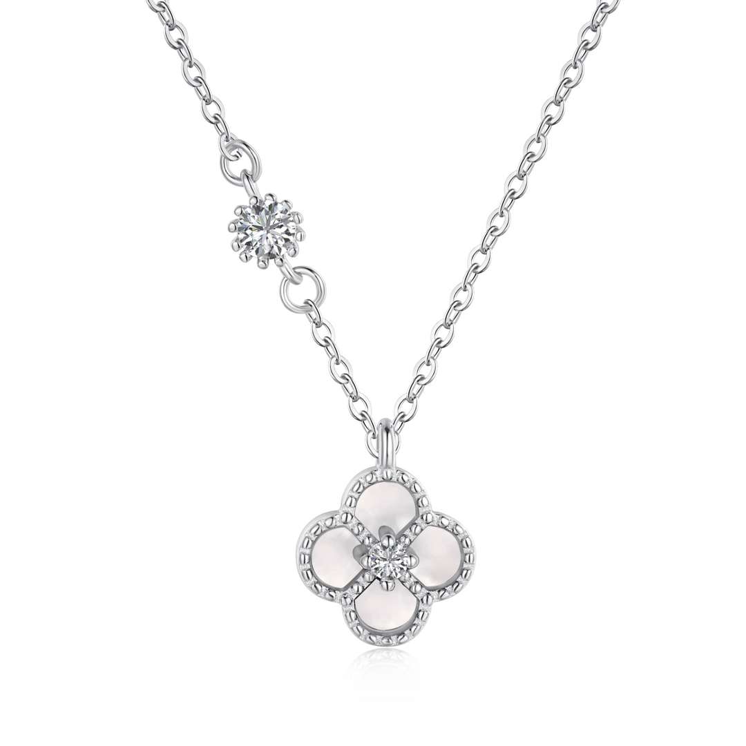 [Amore]Delicate Flower Shape Necklace