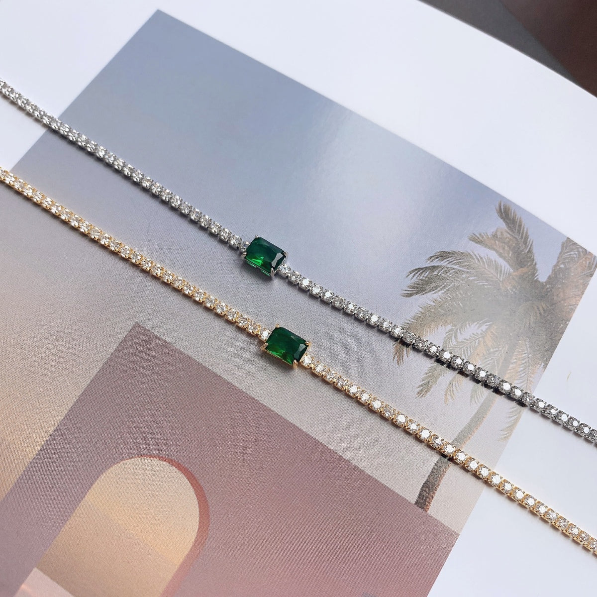 [Amore]1.0 Carat Unique Emerald Cut Banquet Bracelet