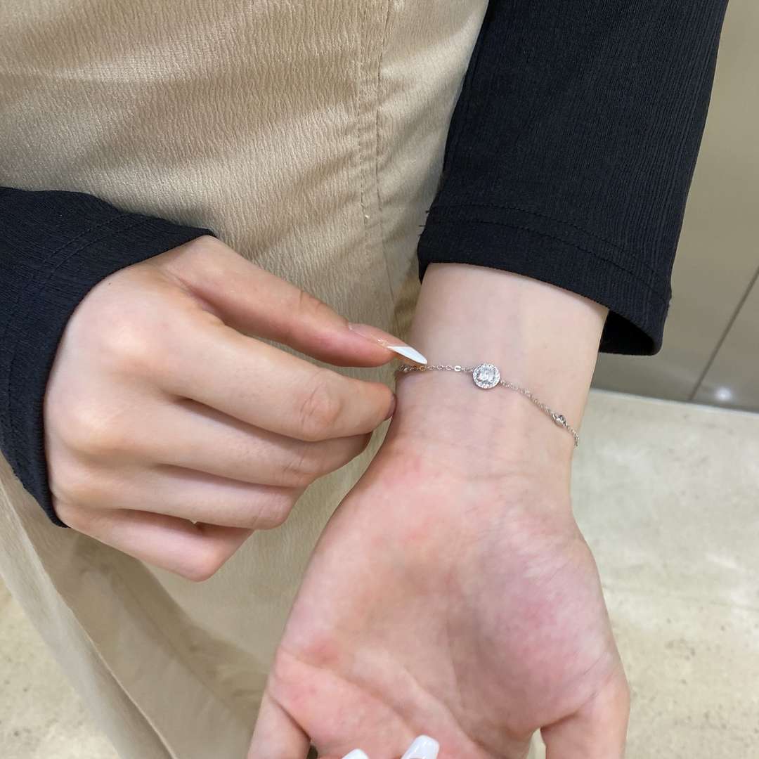[Amore]Dazzling Round Cut Shape Bracelet