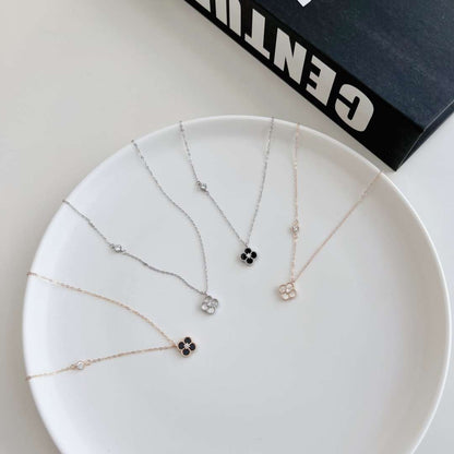 [Amore]Delicate Flower Shape Necklace