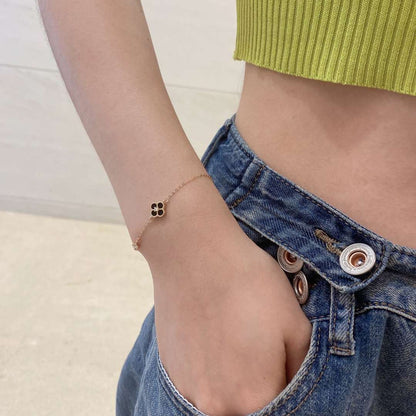 [Amore]Delicate Four Leaf Clover Bracelet