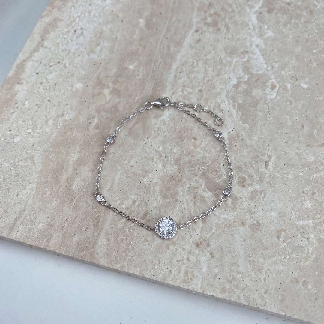 [Amore]Dazzling Round Cut Shape Bracelet
