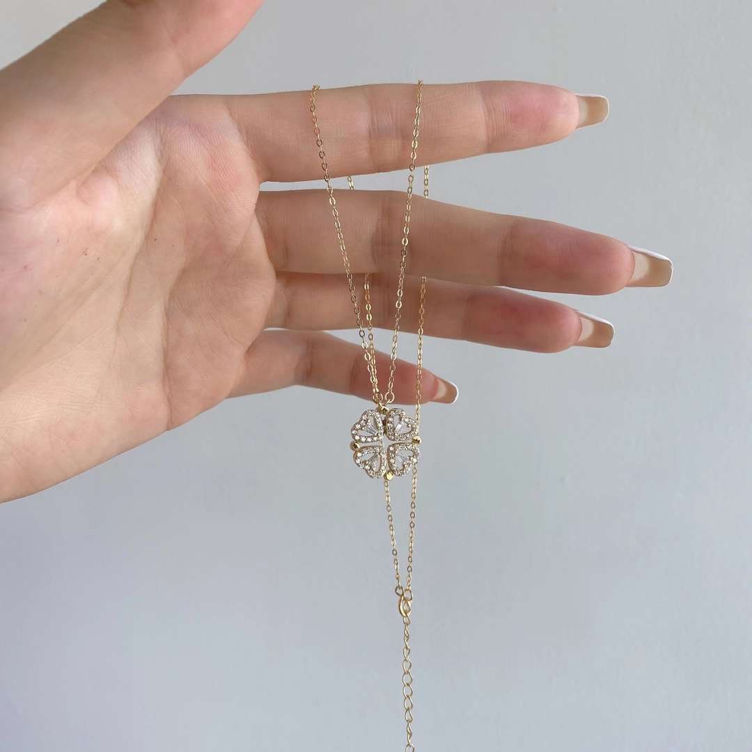 [Amore]Ornate Heart Cut Flower Shape Necklace