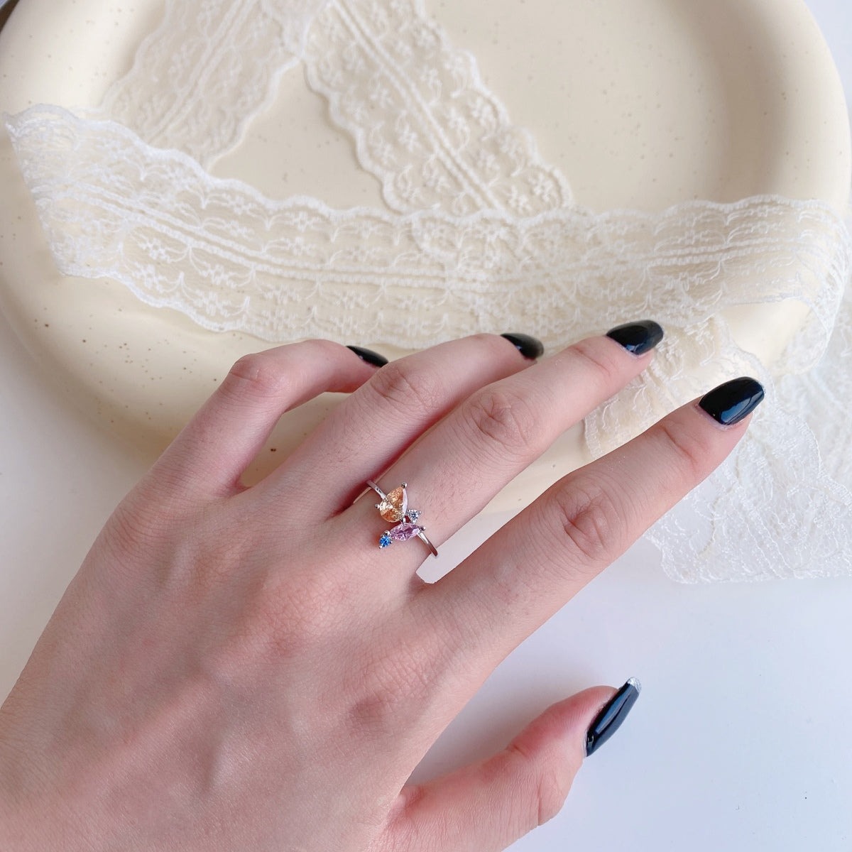 [Amore]Radiant Colorful Multi Cut Daily Ring