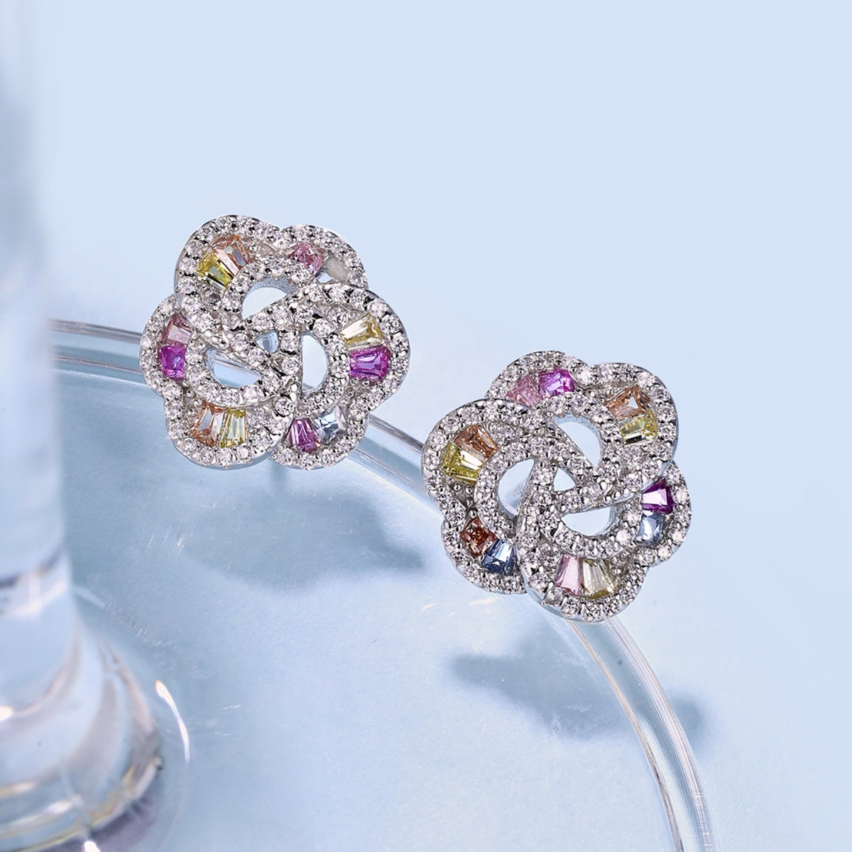 [Amore]Exquisite Flower Shape Daily Earrings