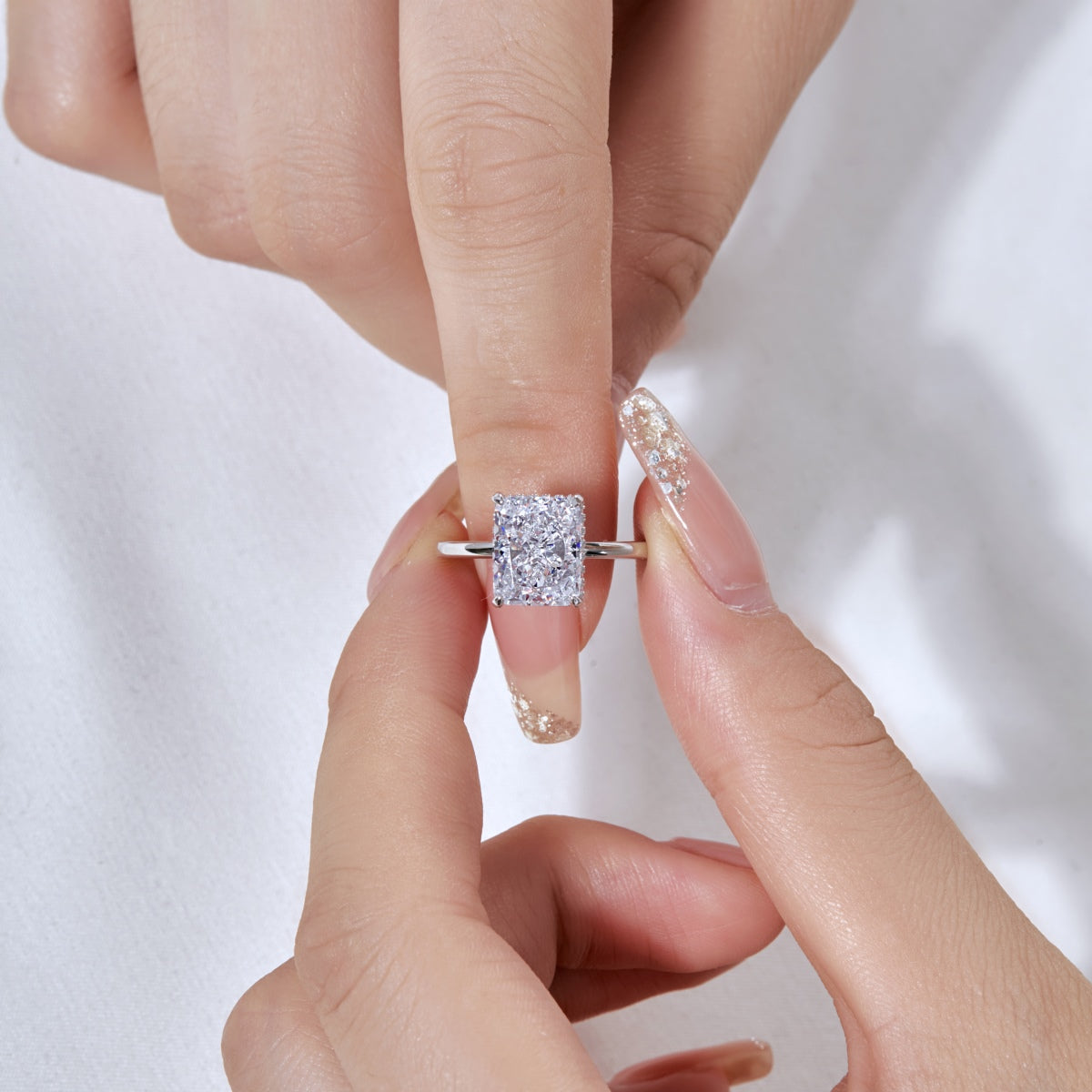 [Amore]4.0 Carat Ornate Enchanting Radiand Cut Banquet Ring