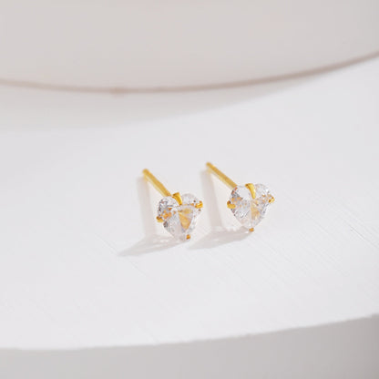 [Amore]Sparkling Heart Shaped Simple Earrings