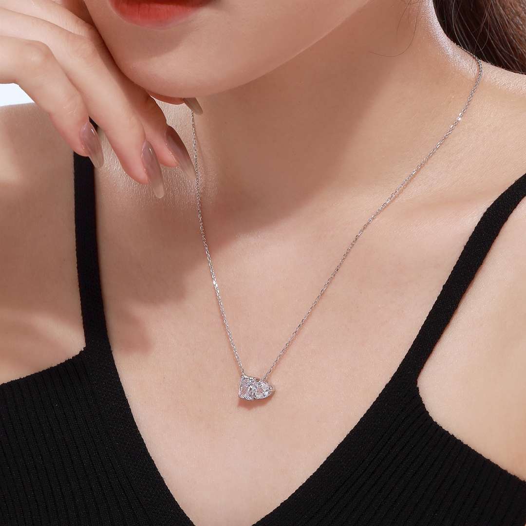 [Amore]Dazzling Square & Heart Shape Necklace