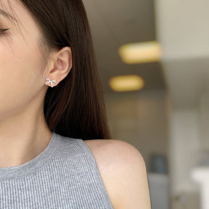 [Amore]Dainty Bow Shape Earrings
